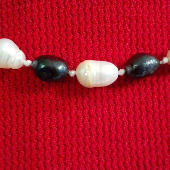 FINAL SALE 44" Tahitian Baroque pearl necklace. - Picture 2 of 8
